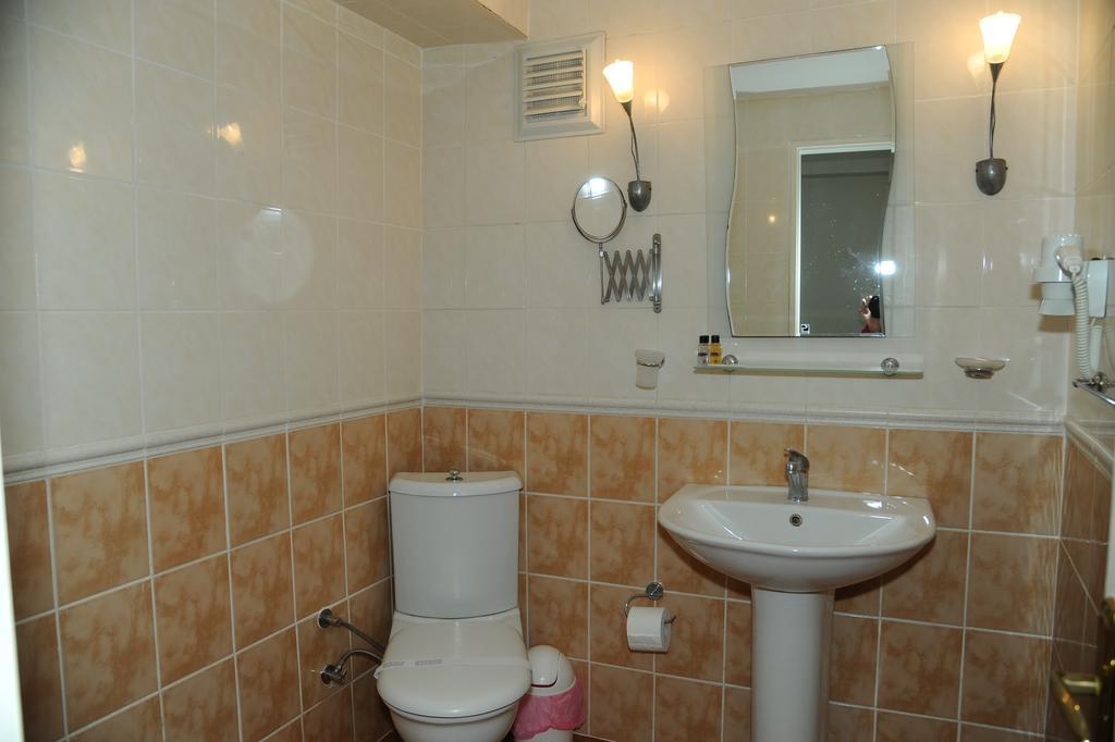 Hotel Dorukhan Kusadası Exteriör bild