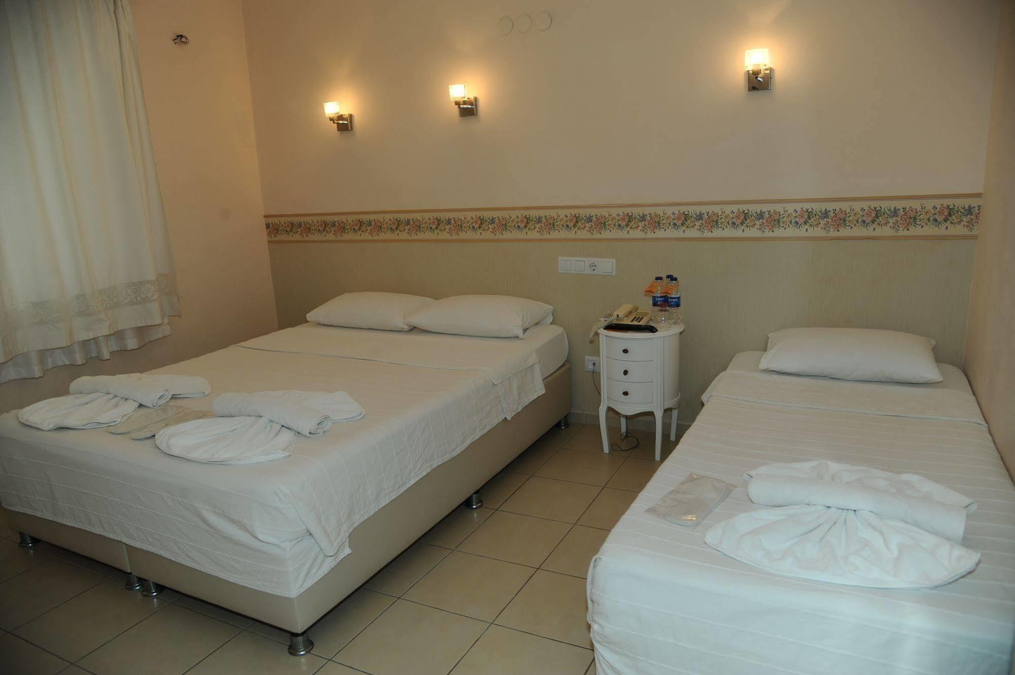 Hotel Dorukhan Kusadası Exteriör bild